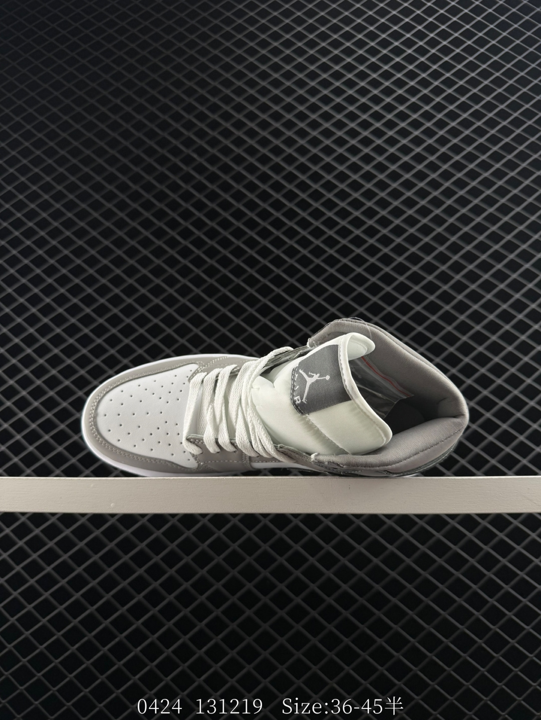 Air Jordan 1 Mid AJ1